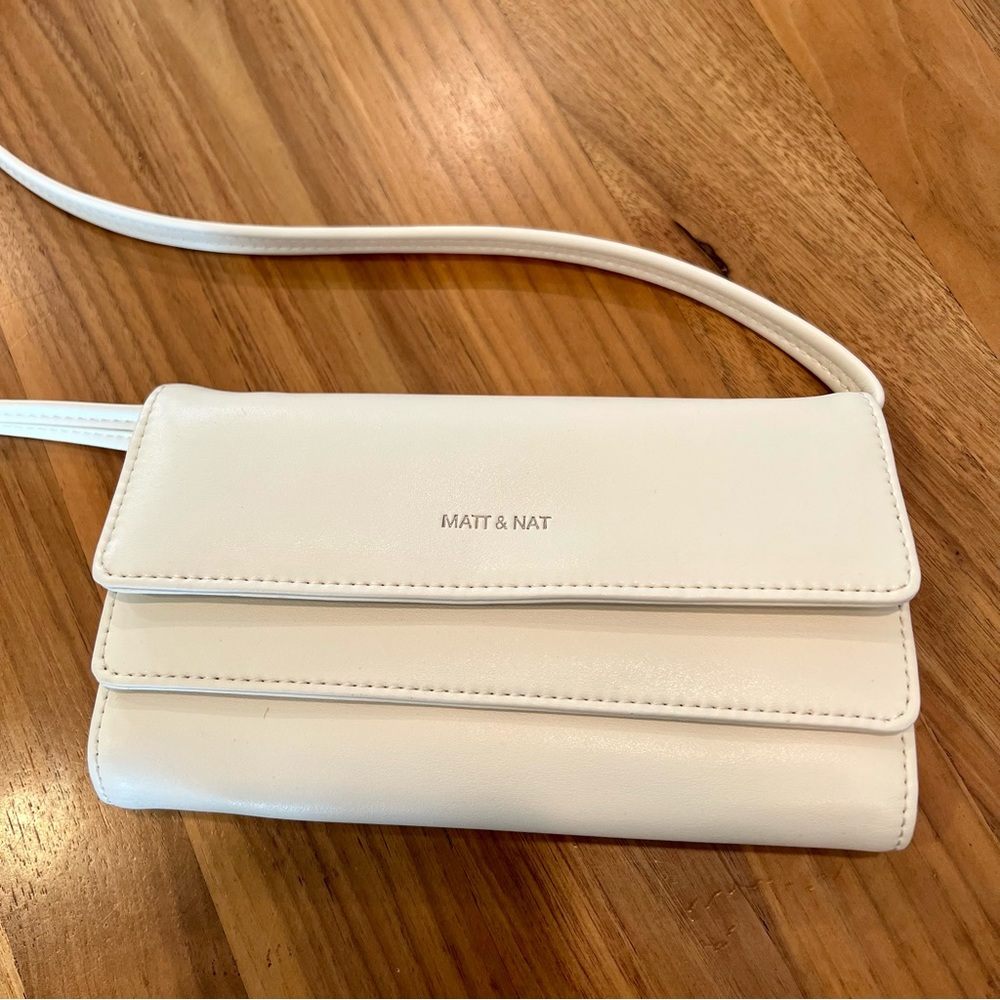 Matt & Nat White Wallet/Purse Vegan Leather